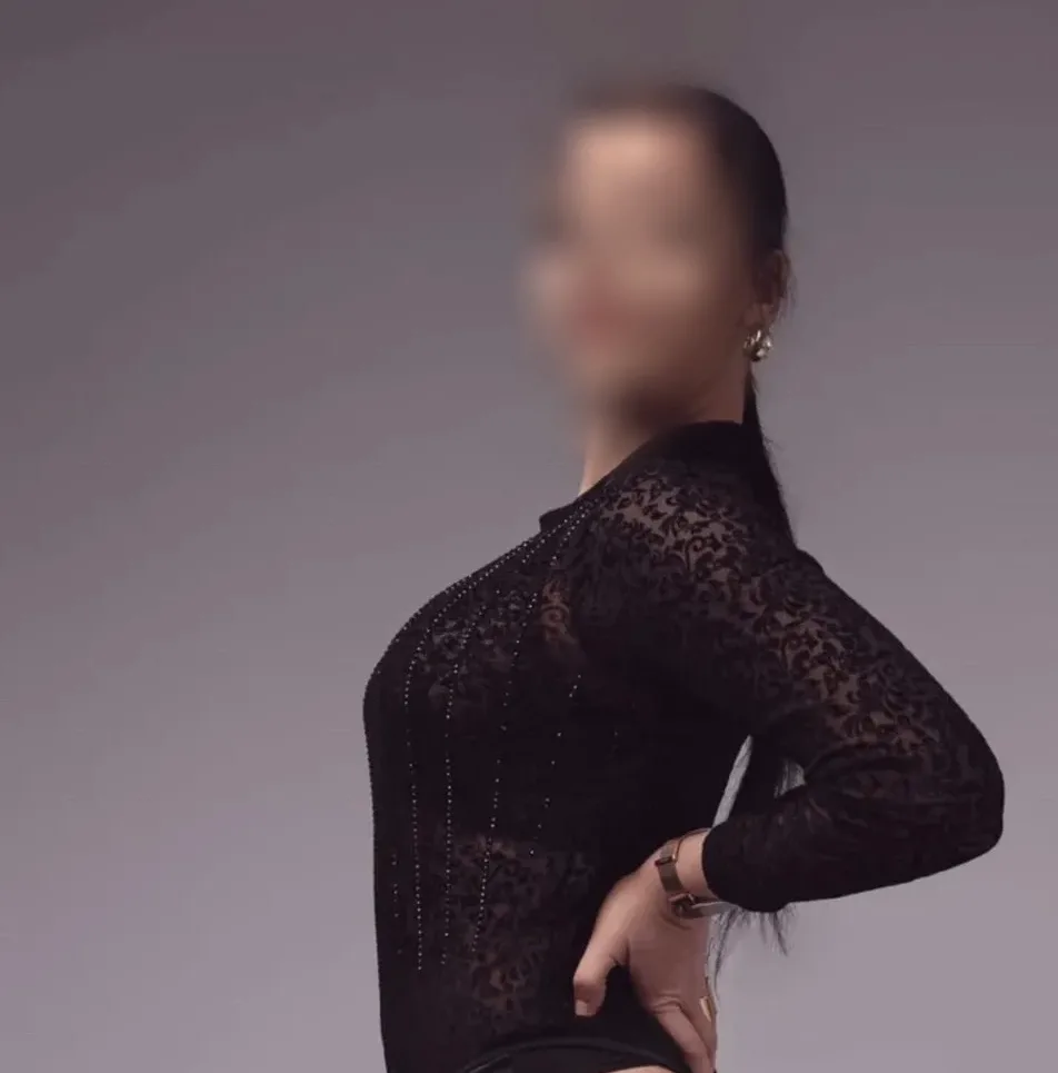 Cecilia, 24