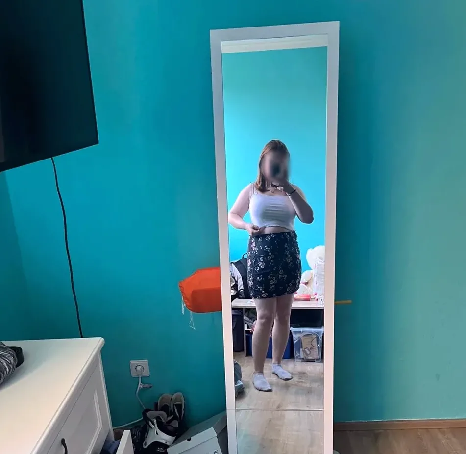 Isabella, 18