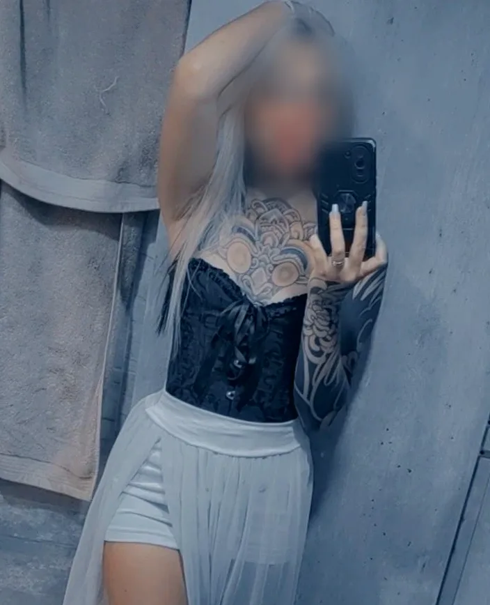 Vega, 24